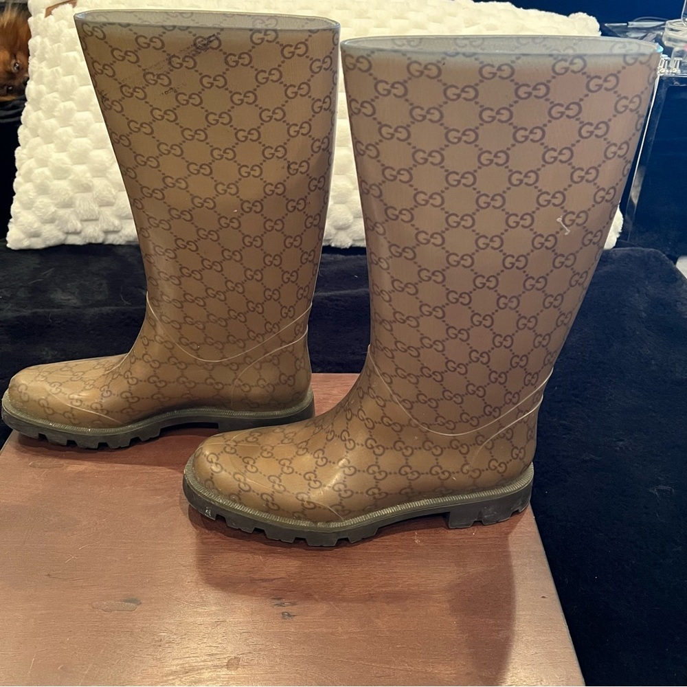 Gucci Women's Camel Rubber Rain Boots with Guccissima Monogram Size 41(US 10) - Picture 2 of 11